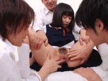 女子校生の肛門がパニック!?底辺高校のイジメがやばすぎ…DQN男子に輪姦されるイジメGIF画像